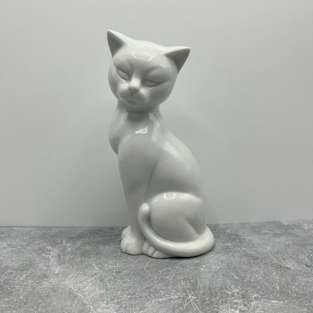 Vintage MCM Ceramic Porcelain Siamese White Cat 8" Figurine Japan OMC